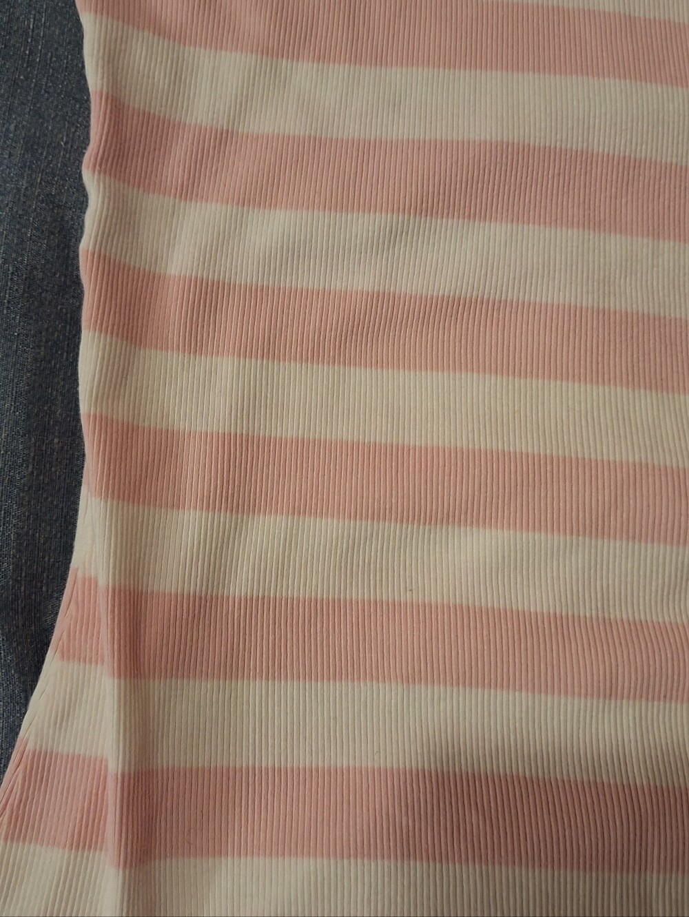 Nike Pink & White Striped Ribbed Tank Top Large - Picture 2 of 4